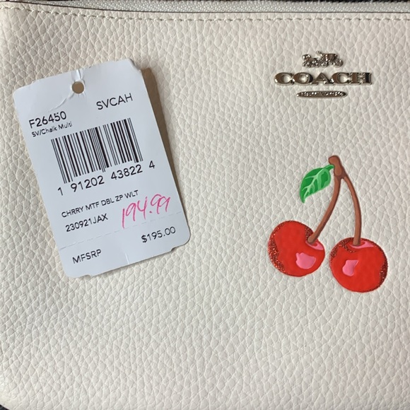 NWT Coach White with Cherries Wristlet - Picture 12 of 12